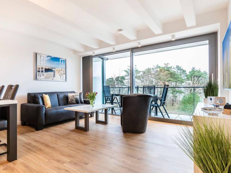 FeWo Dünenheide 3.3: Modernes 90 m² Meerblick-Apartment über zwei Etagen in Binz
