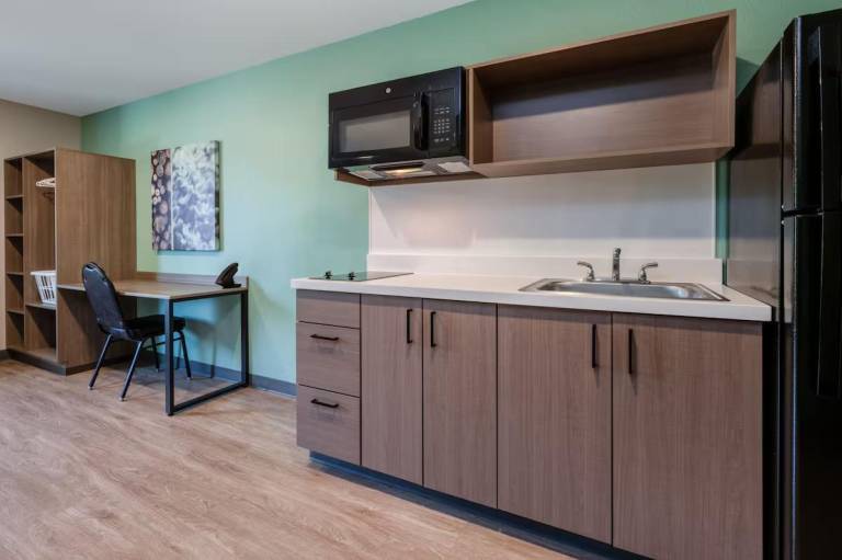 ECHO Suites Extended Stay by Wyndham Nashville/ Gallatin — photo 3