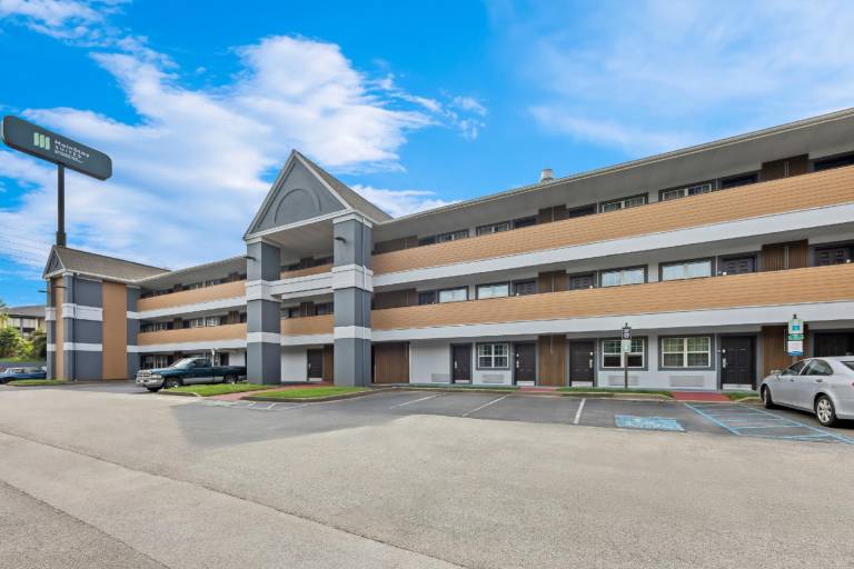 MainStay Suites Knoxville - Cedar Bluff in Knoxville, TN