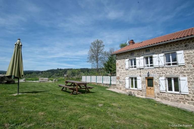 Maison de vacances Saint-Anthème