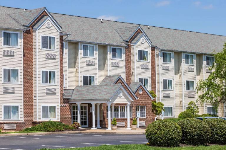Microtel Inn & Suites by Wyndham Richmond Airport in Sandston, VA