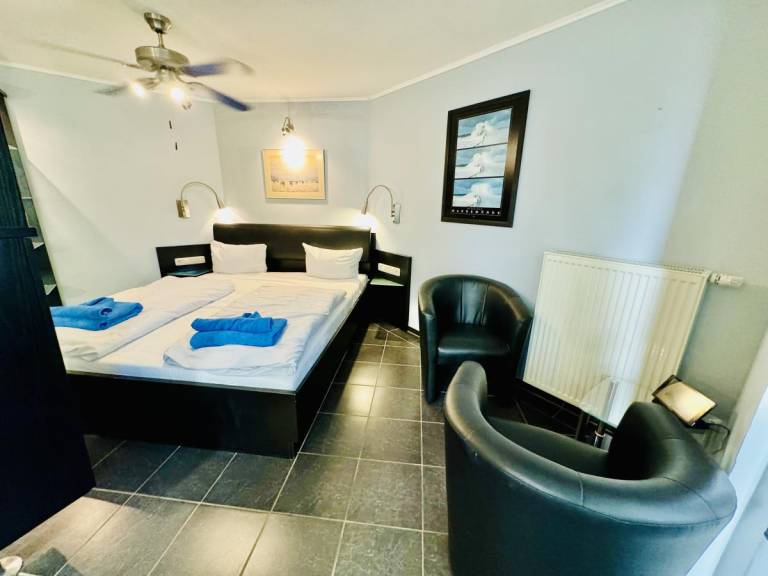 Holiday apartment with patio — photo 4