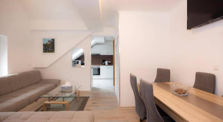 Apartment with yard | Dogs allowed — photo 2