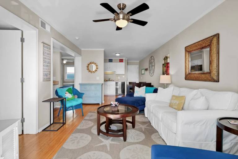 Rental apartment with pool in Carolina Beach, NC