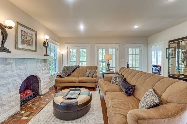 Walkable 1920s Charmer Near Downtown Birmingham! — photo 4