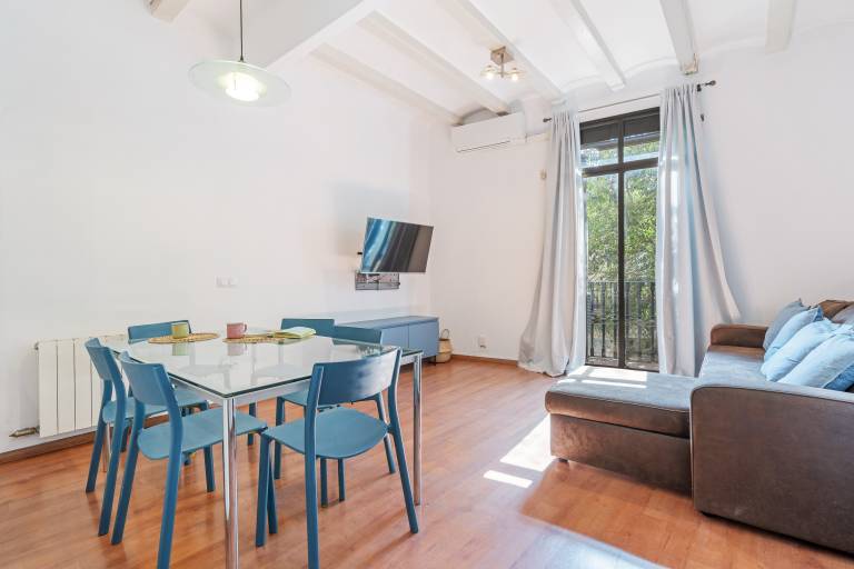 Rental apartment with 2 rooms for 6 persons — photo 3