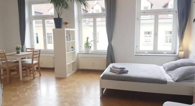 Holiday apartment with 1 room for 4 persons in Plauen