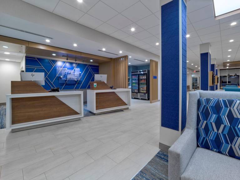 Holiday Inn Express Huntsville Space Center By IHG — photo 5