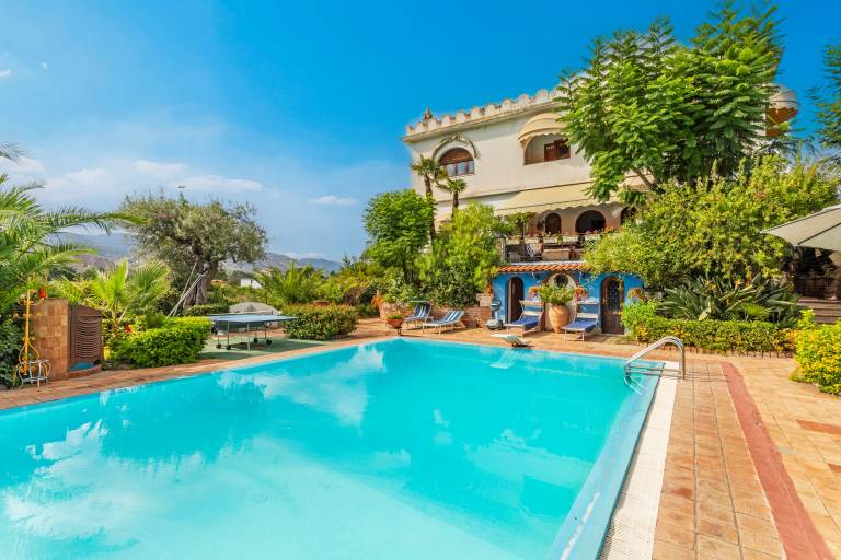 Villa 'Alkantara' with Mountain View, Wi-Fi and Air Conditioning in Giardini Naxos