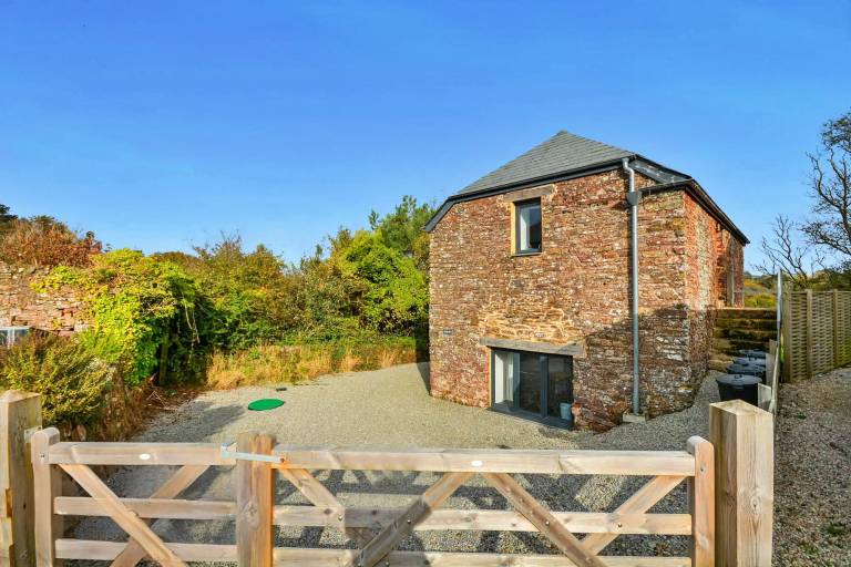House  Millbrook