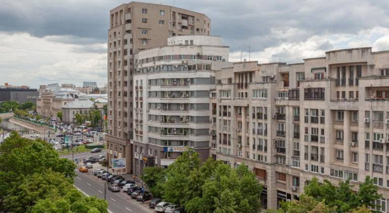 Big rental apartment | Close to Palace of the Parliament | Pet-friendly — photo 4