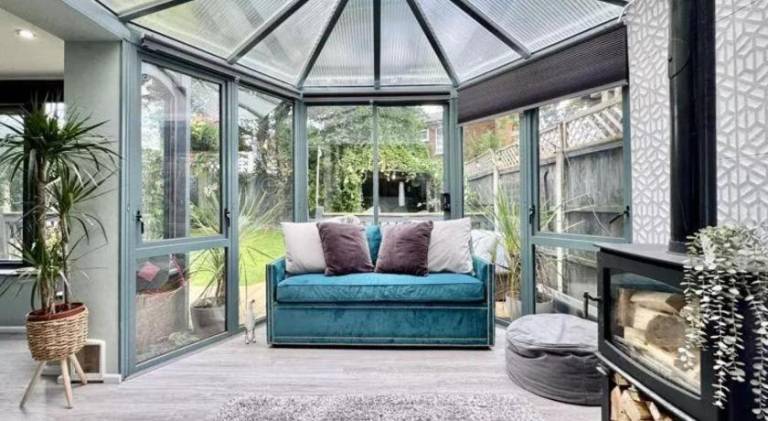 Luxury 3 bedroom house Quiet/Central/free parking — photo 3