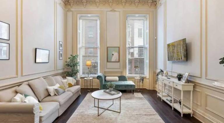 Rental apartment | Near Love Park in Philadelphia, PA