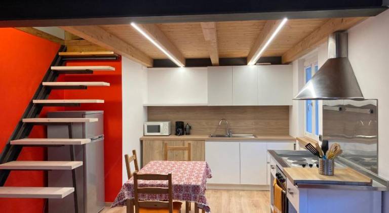 Apartment with 2 rooms for 4 persons — photo 2