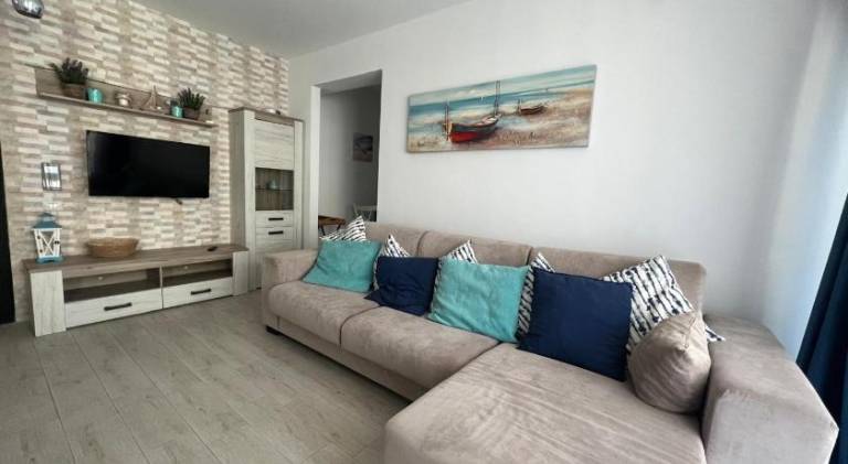 Holiday apartment with 2 rooms for 6 persons — photo 2