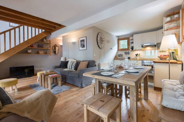 Spacious duplex with terrace in Les Houches — photo 2