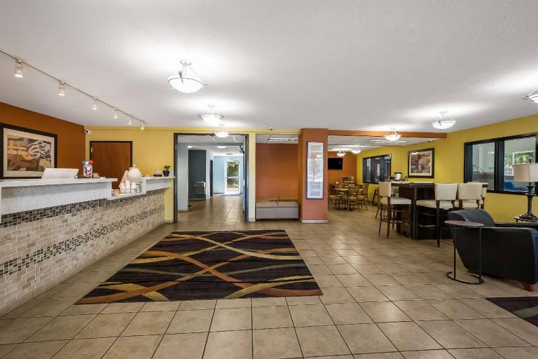 Americas Best Value Sandman Inn — photo 3