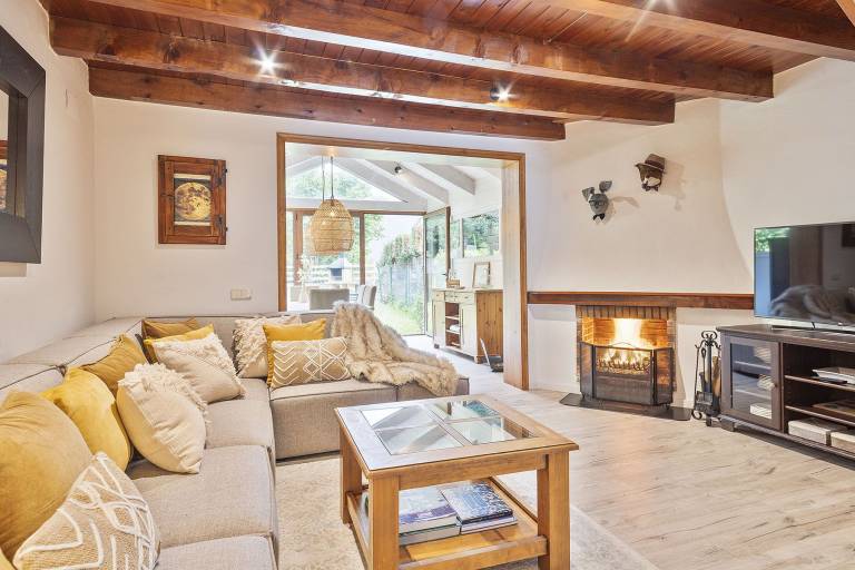 Children-friendly beautiful holiday apartment with barbeque & yard | Mountain view | Pets are welcome — photo 4