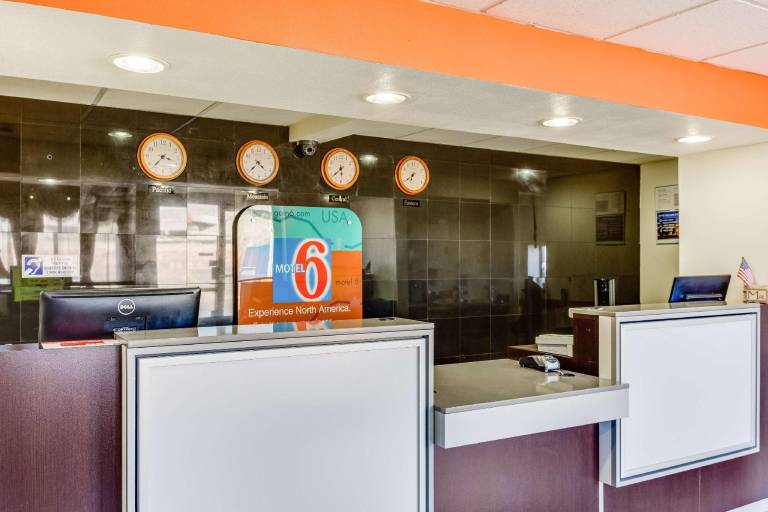 Motel 6 El Paso, TX - West — photo 4