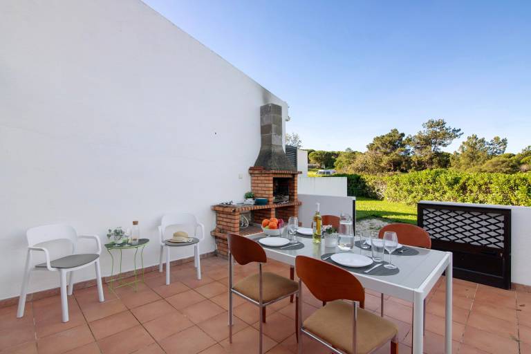 Fully equipped house with fast internet, patio & yard | Next to the beach | Dogs allowed — photo 2