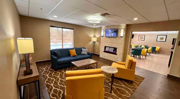 Comfort Inn & Suites Mocksville I-40 — photo 2