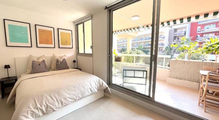 Cosy Studio Sunny Terrace and Pool Next to the Beach and Monaco in Menton