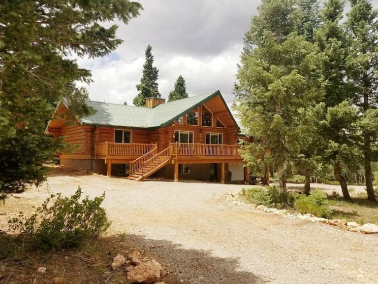 Cabin Duck Creek Village