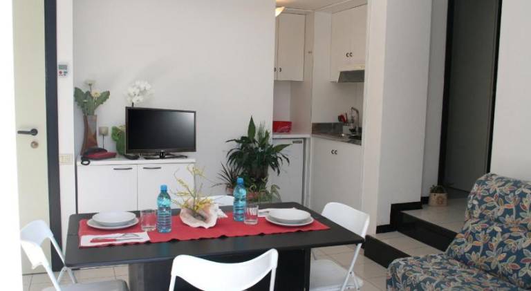 Wonderful serviced apartment with patio | Beach nearby | Good for workation | Pet-friendly — photo 2