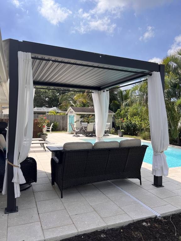 House Naples