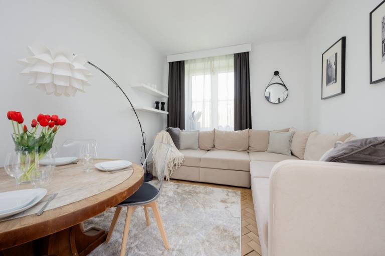 Rental apartment with fast internet in Warsaw