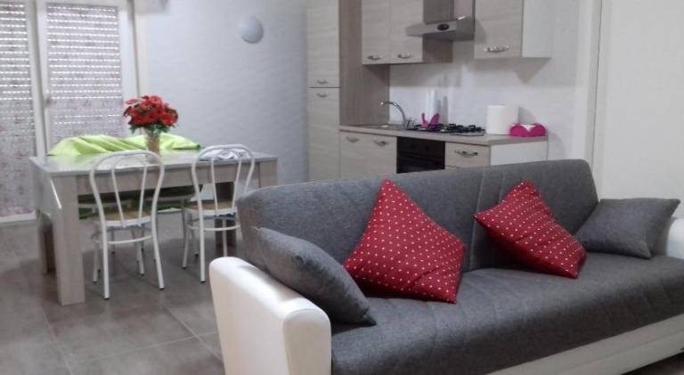 Apartment with 2 rooms for 6 persons — photo 2