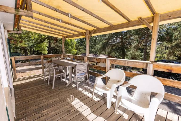 Chalet Gap