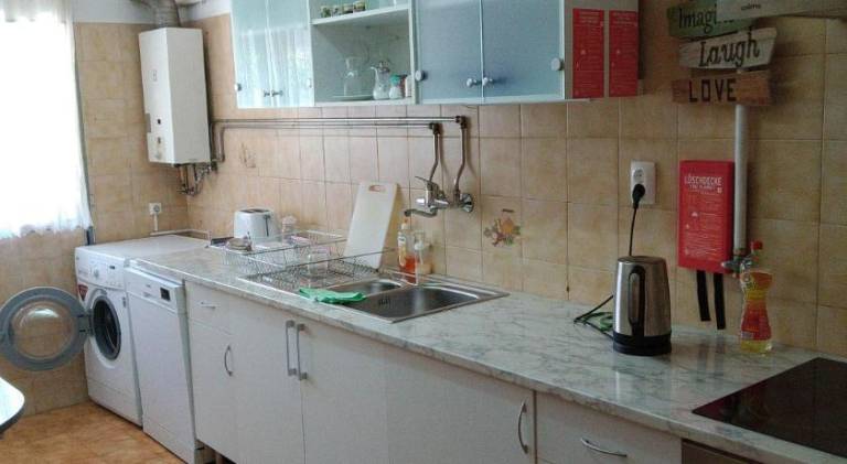 Fully equipped lovely holiday apartment with terrace | Near Monastery of Santa Clara-a-Nova | Pets are welcome — photo 4