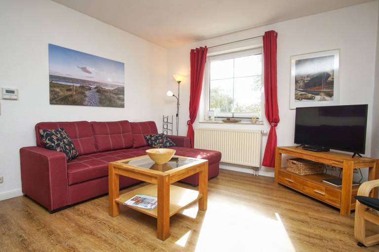 gemütliche 3-Raum-Ferienwohnung mit Terrasse und Garten - Ferienwohnung Neptun — photo 3