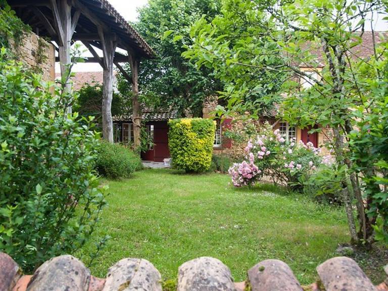 House with BBQ & private pool — photo 5