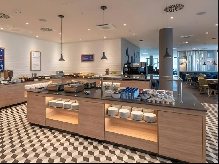 Holiday Inn Express And Suites Reims Rives De Vesle By IHG in Tinqueux