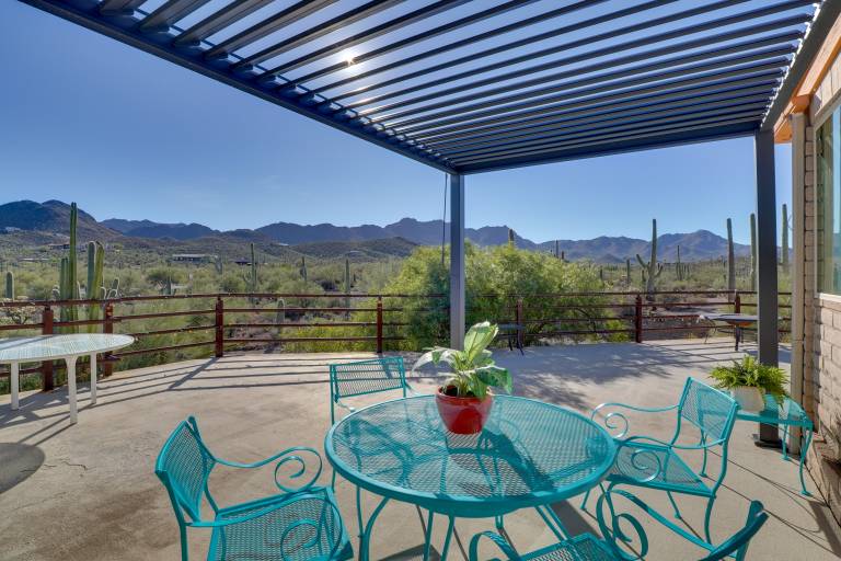 Pool & Stunning Mtn Views Eclectic Tucson Home