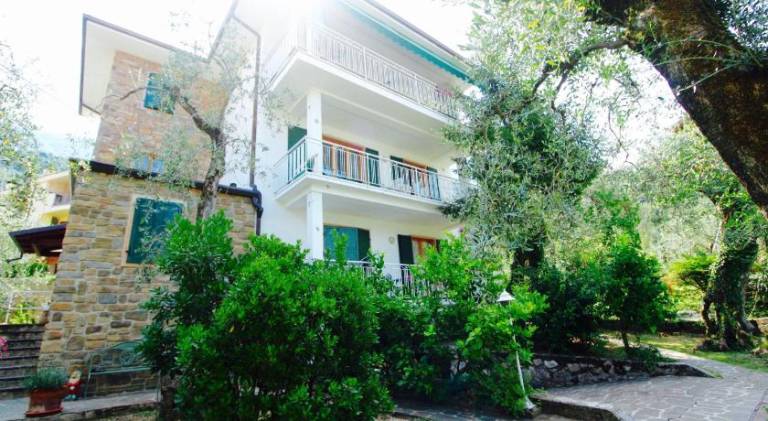 Holiday apartment with 3 rooms for 5 persons — photo 4