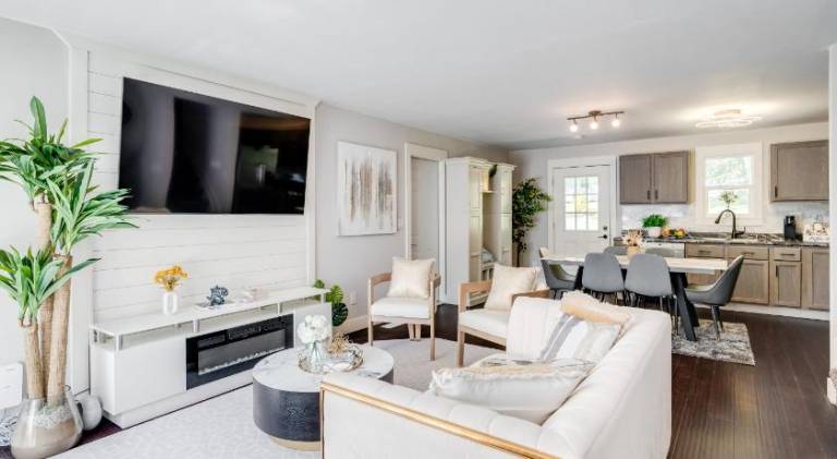 Luxury Midterm Rental for Families, Medical and Corporate Professionals Cincy in Cincinnati, OH