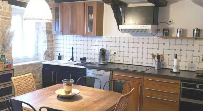Charming vacation home | Pets allowed — photo 3