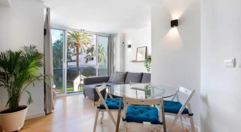 Apartment | Beach nearby | Pets allowed in Torremolinos
