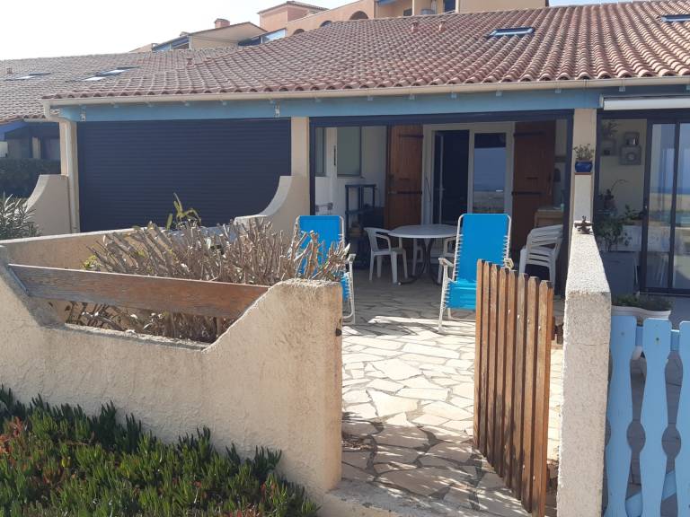 Villa T3 Mezzanine, 6 ppl, Beach Access, Parking, Pets Allowed — photo 3