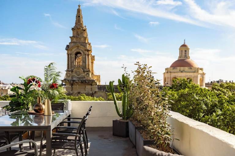 Aparthotel Floriana