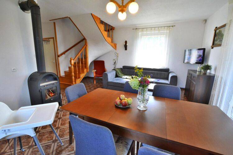 House with patio, grill & yard — photo 4