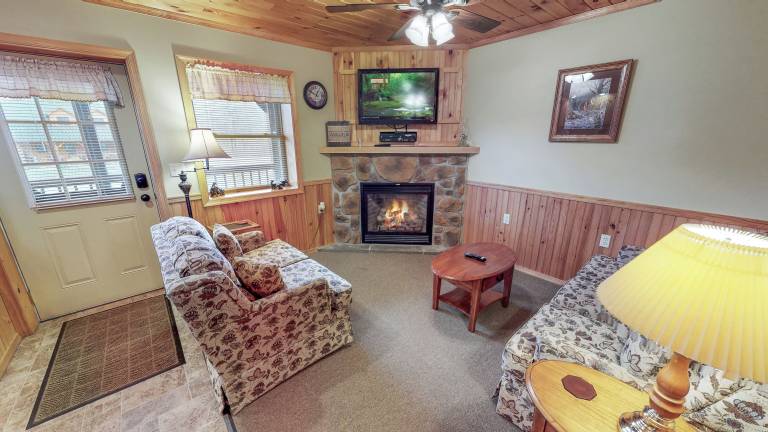 Lodge  Gaines