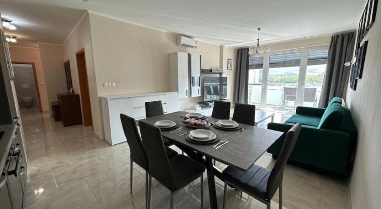 Rental apartment with 2 rooms for 5 persons — photo 3
