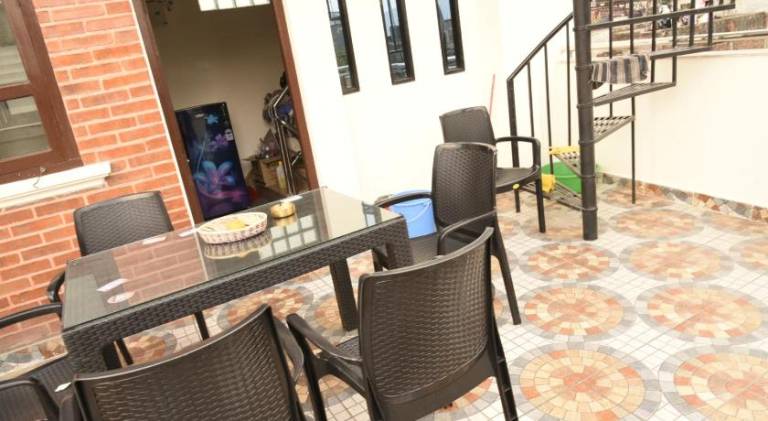 Rental apartment with terrace — photo 3
