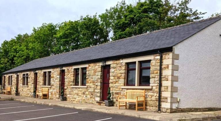 Serviced apartment with terrace & garden in Morecambe
