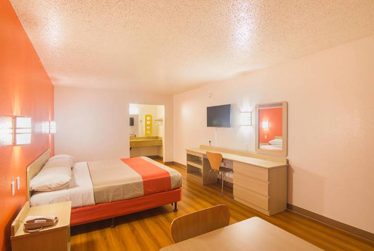 Motel 6 Bremerton, WA — photo 4