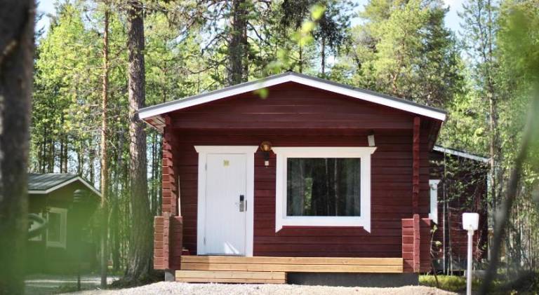 Charming lodge with patio | Dogs allowed in Inari